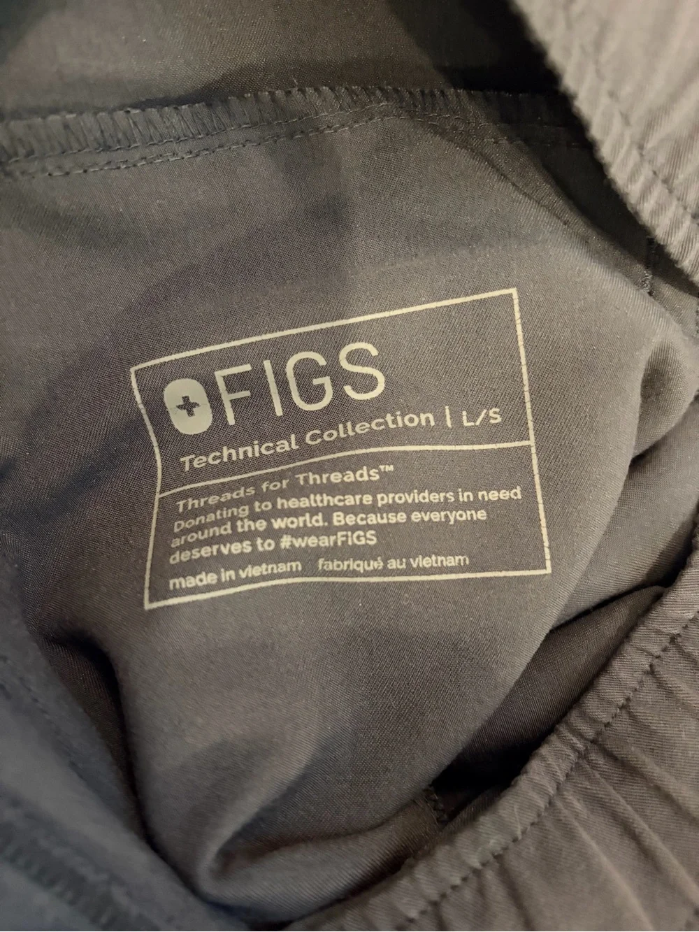 FIGS Navy Men’s Scrub Set - Lightweight Technical Stretch